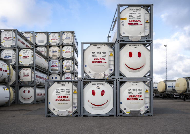 Your partner in deep sea tank solutions